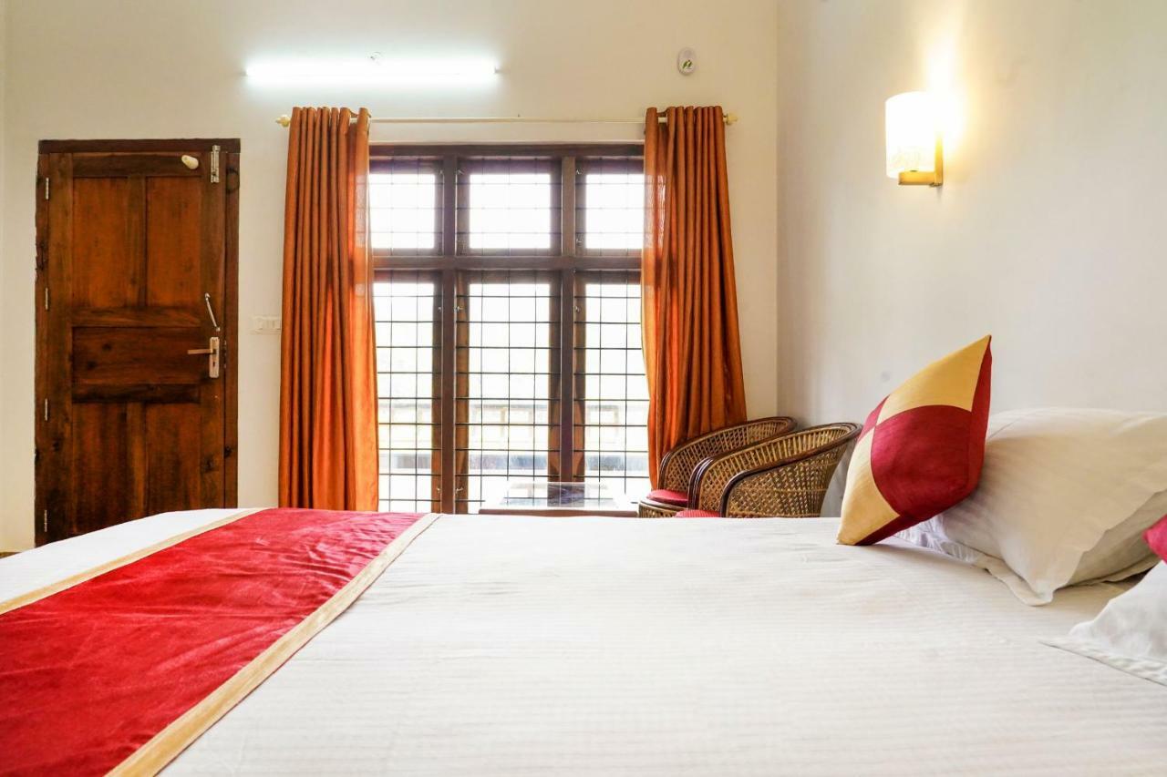 מונאר Wild Mist Homestay מראה חיצוני תמונה